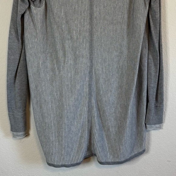 Lululemon Iconic Wrap Heathered Medium Grey Light Grey Mini Stripe Cardigan Top - Picture 10 of 10